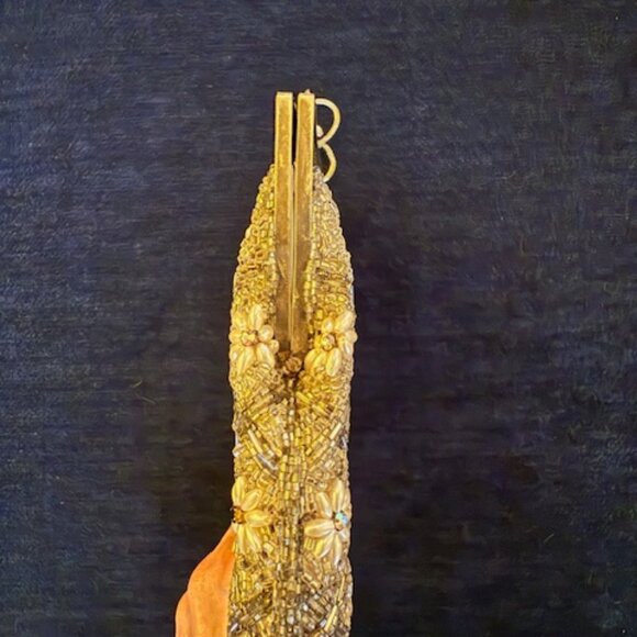 VINTAGE SILVER EVENING BAG PURSE Made in Hong Kong with PEARL DETAIL - Picture 2 of 6